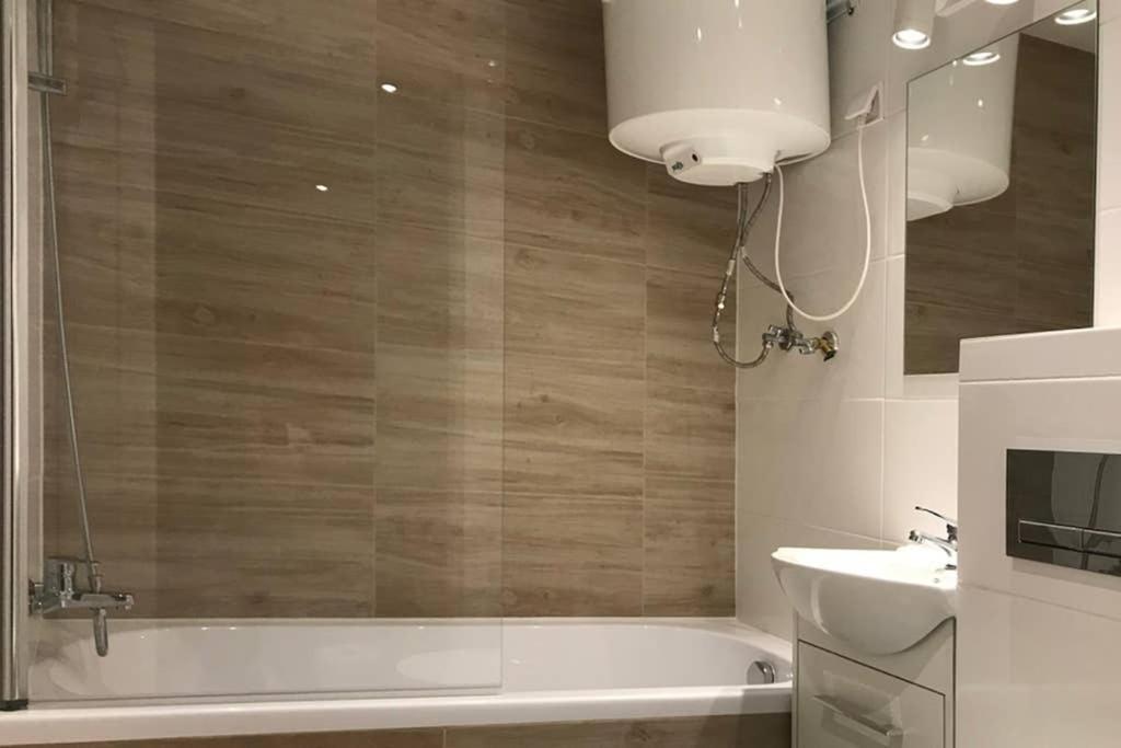 Apartament Nad Wisla, Spacerem Na Kazimierz, Wawel คราคูฟ ภายนอก รูปภาพ
